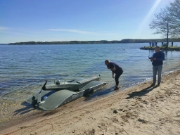 Wasserfliegen in Plau am See (Foto: Teja Albers)