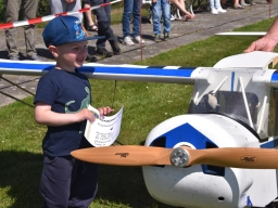 Kuscheltierfliegen 2025